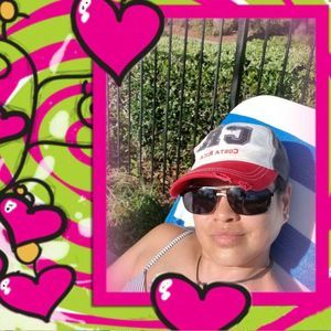 Meet your Posher, Marcela